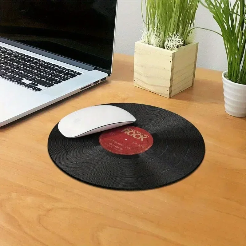 Mouse Pad Redondo Vintage de V - Office Furniture Brand avaliação e preço